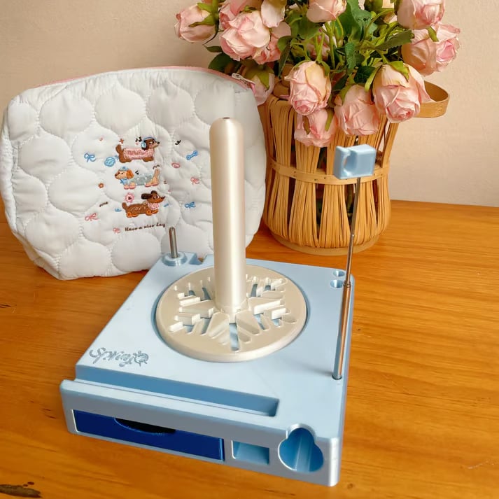 Shiny Portable Multi-Functional Yarn Spool Box