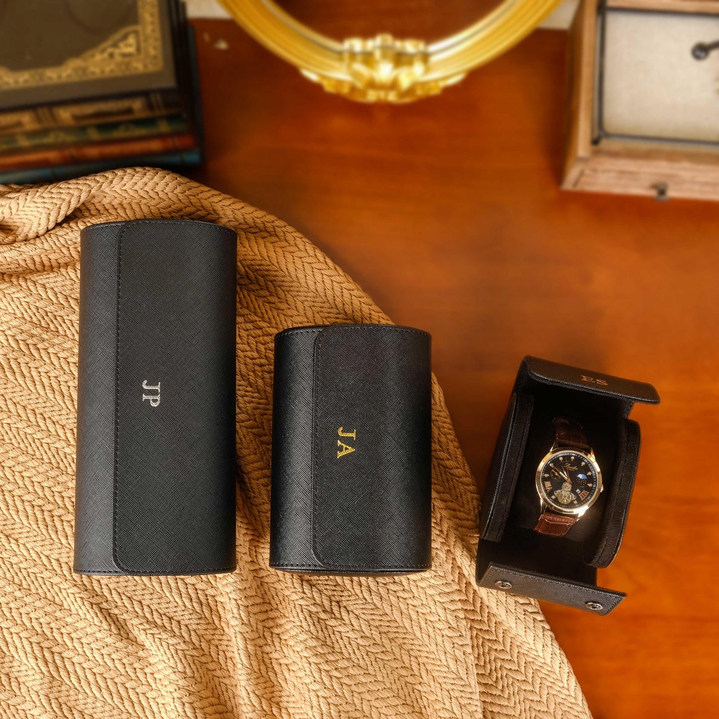 Personalized Leather Watch Box, PU Leather Watch Box, Travel Watch Case, Husband Gift, Groomsman Watch Case Gift, Gift for him,Wedding gifts