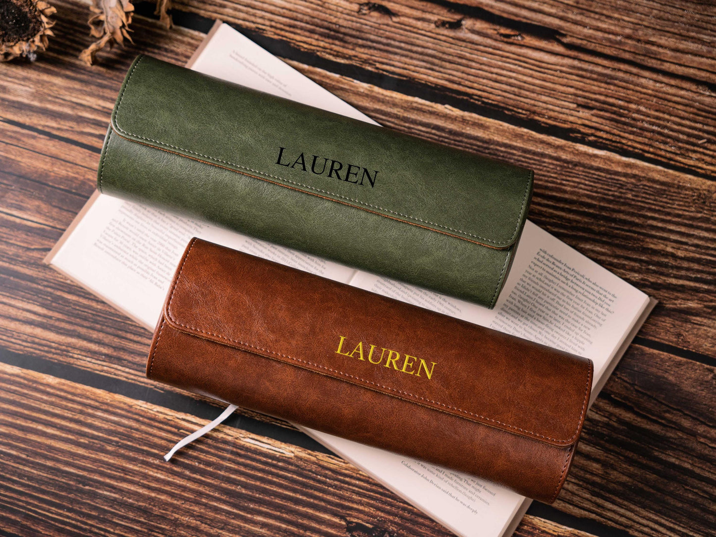 Personalized Leather Watch Box, Vegan Leather Watch Box, Watch Roll for 3 Watches, Valentine's Day gifts, Travel Watch Box, Gifts for Dad